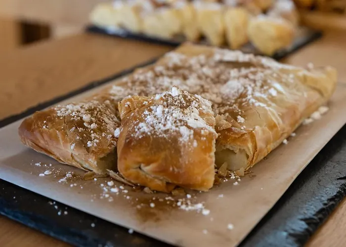 Armantanis Luxury 3*