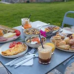 Szálloda Armantanis Luxury 3*