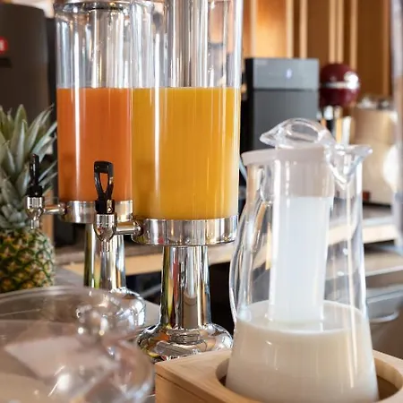 Armantanis Luxury 3*