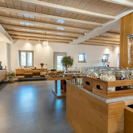 Armantanis Luxury فندق