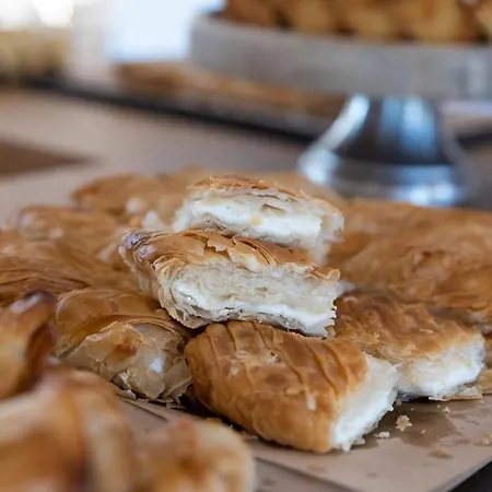 Armantanis Luxury 3*