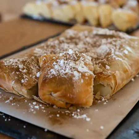 Armantanis Luxury 3*