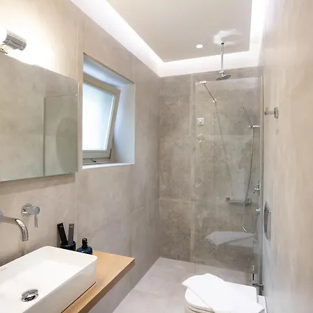 Szálloda Armantanis Luxury 3*