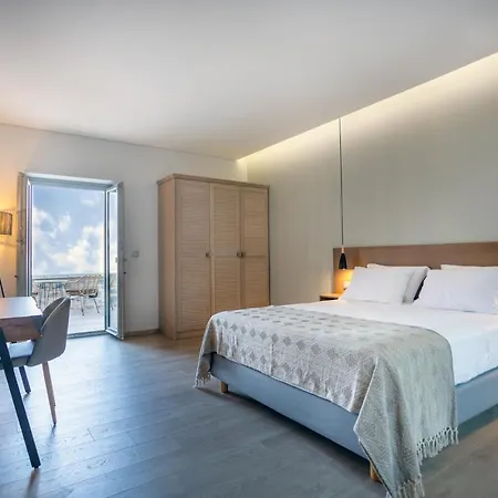 Armantanis Luxury Hotel