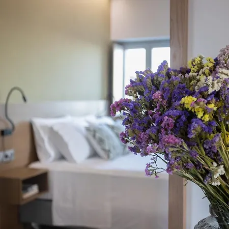 Armantanis Luxury 3*