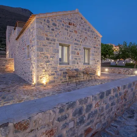 Armantanis Luxury Hotel