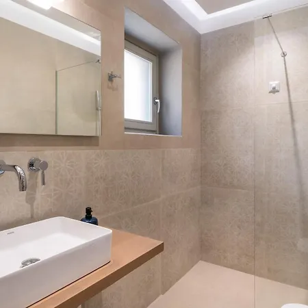 Armantanis Luxury Hotel 3*
